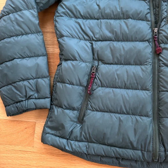 L.L. Bean big boys 14-16 down jacket hooded Sage olive green burgundy - Picture 2 of 4